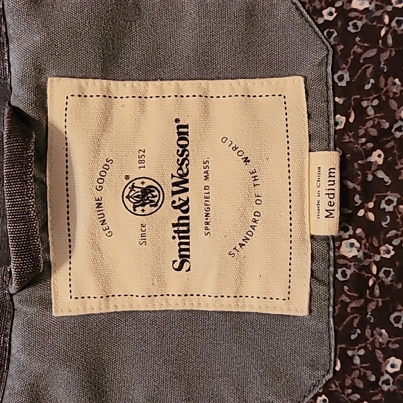 Women's Smith & Wesson Vest (M) - Picture 3 of 3